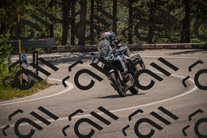 20250614112509-_Z620685_am_