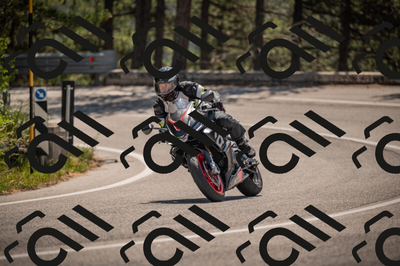 20250614113133-_Z620727_am_