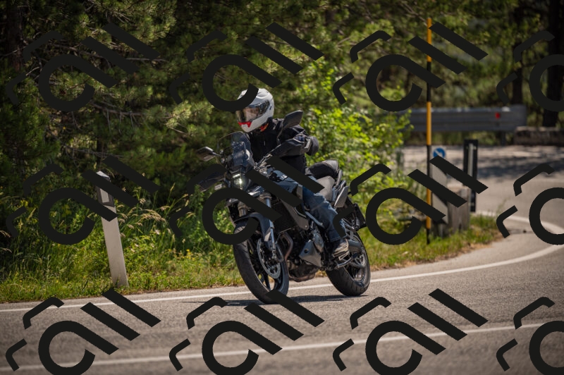 20250614113510-_Z620759_am_