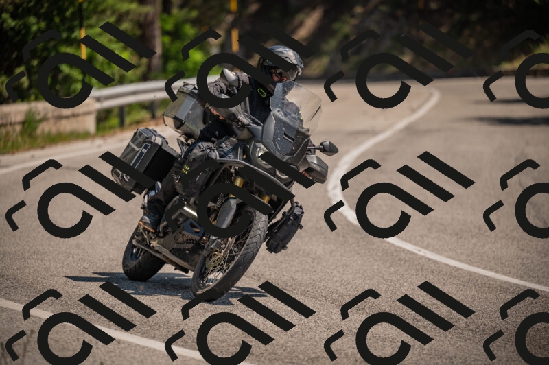 20250614113633-_Z620773_am_