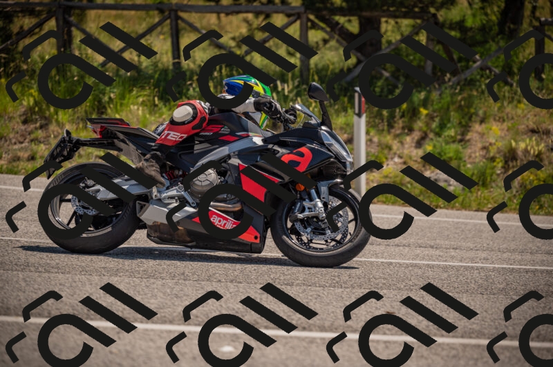 20250614113952-_Z620806_am_