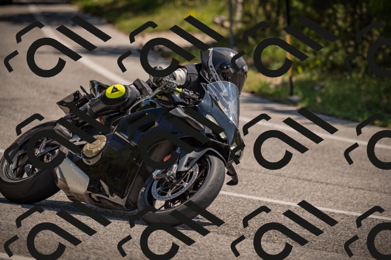 20250614114255-_Z620866_am_