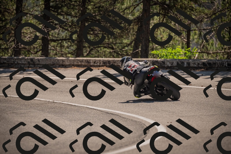 20250614114258-_Z620876_am_