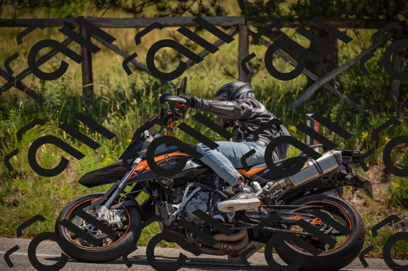 20250614114459-_Z620915_am_