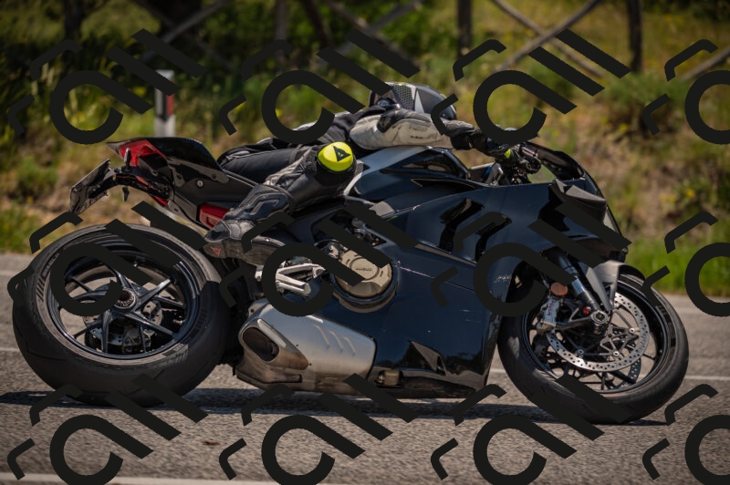 20250614114546-_Z620938_am_