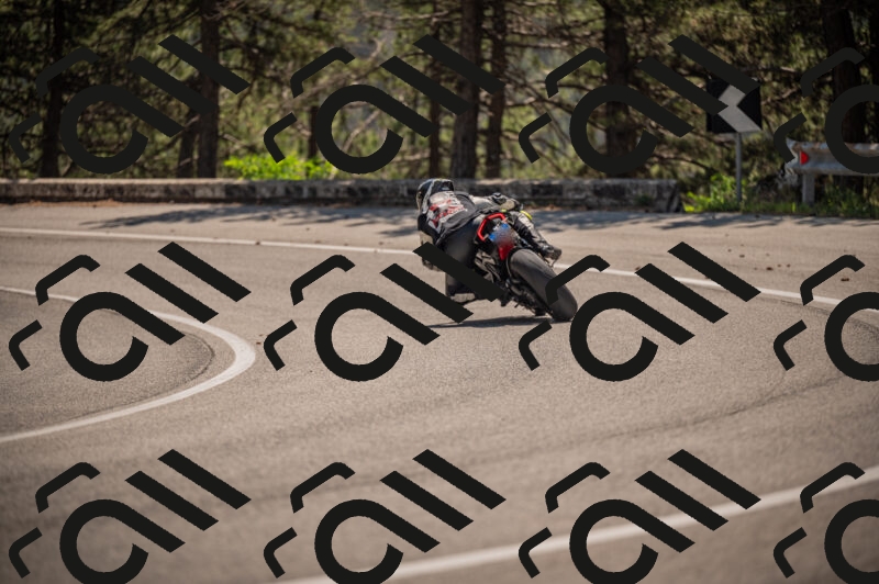 20250614114548-_Z620941_am_