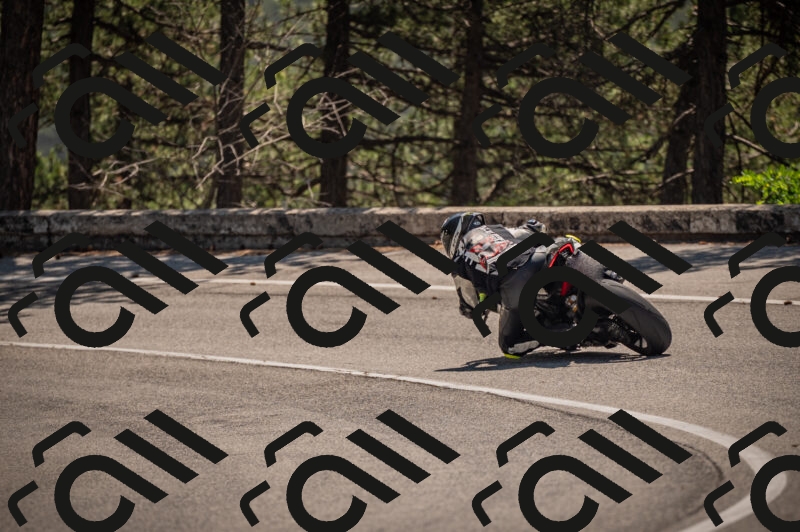 20250614114549-_Z620942_am_