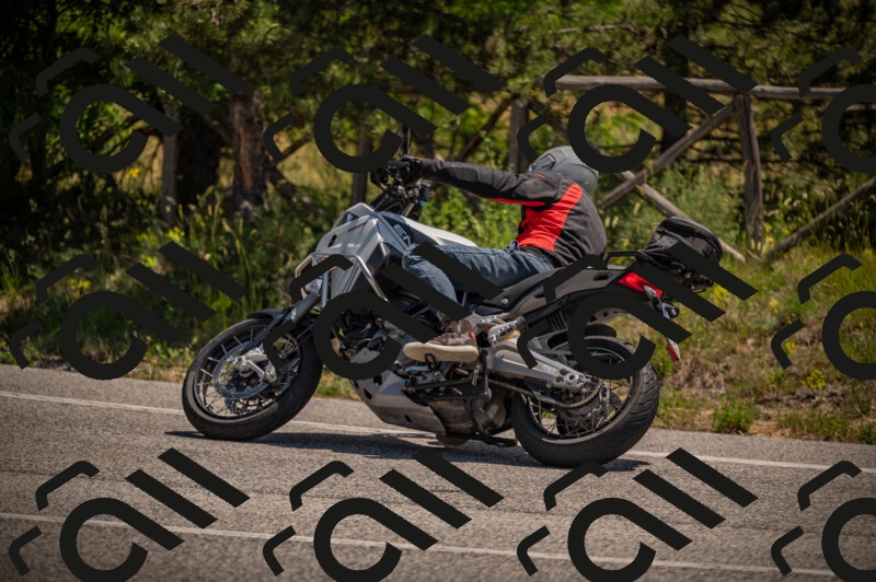 20250614114757-_Z620962_am_