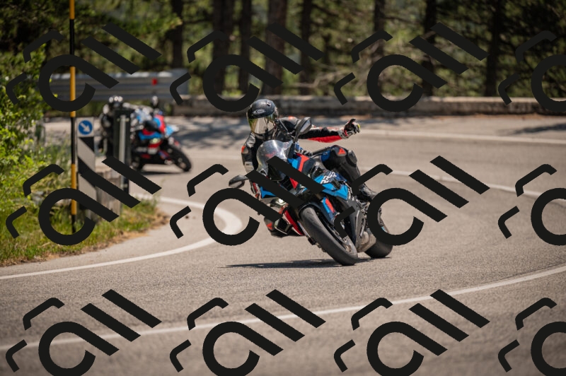 20250614120317-_Z621050_am_