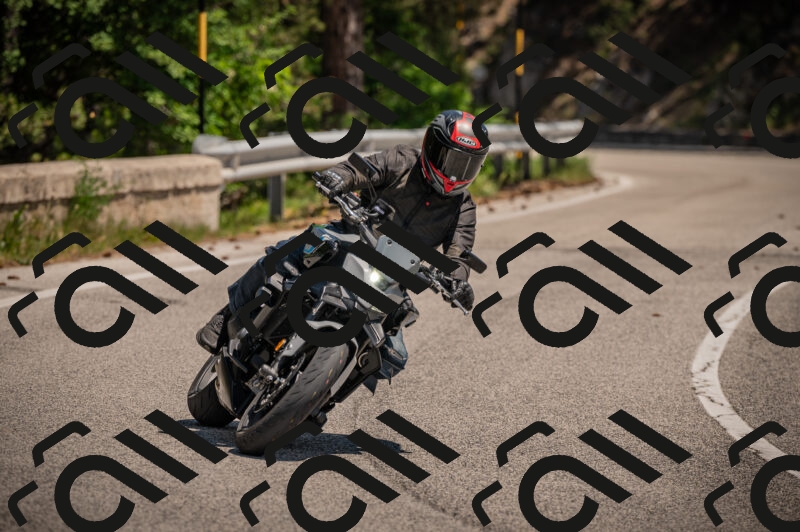 20250614121031-_Z621120_am_