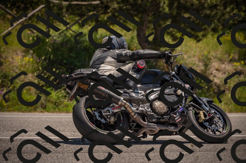 20250614121219-_Z621139_am_