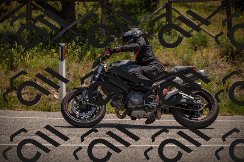 20250614121245-_Z621148_am_