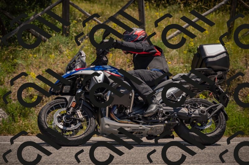 20250614121922-_Z621233_am_