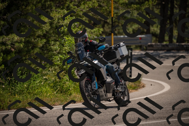 20250614122038-_Z621257_am_