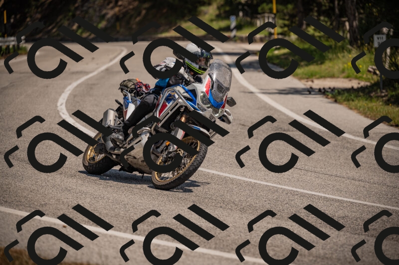 20250614122103-_Z621276_am_