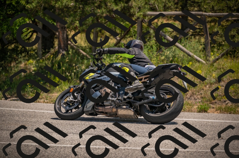 20250614122731-_Z621309_am_