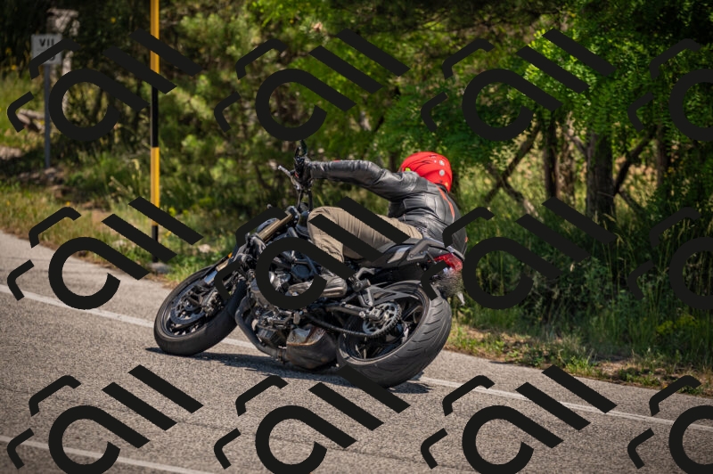 20250614122804-_Z621314_am_