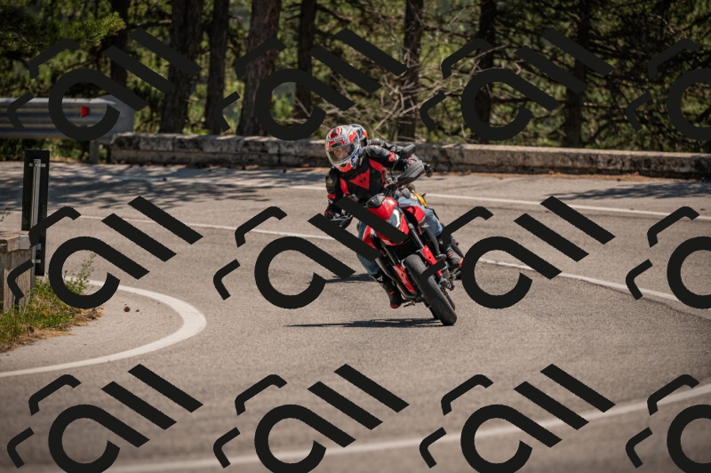 20250614122807-_Z621315_am_