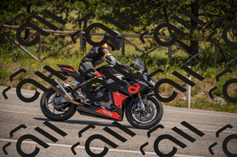 20250614123317-_Z621386_am_