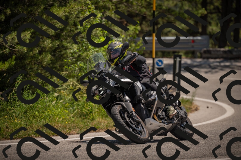 20250614123658-_Z621394_am_