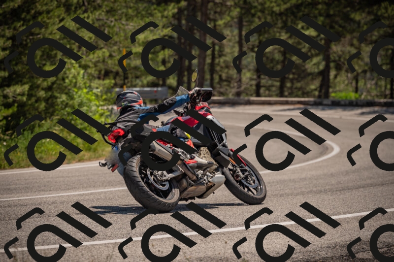 20250614124002-_Z621409_am_