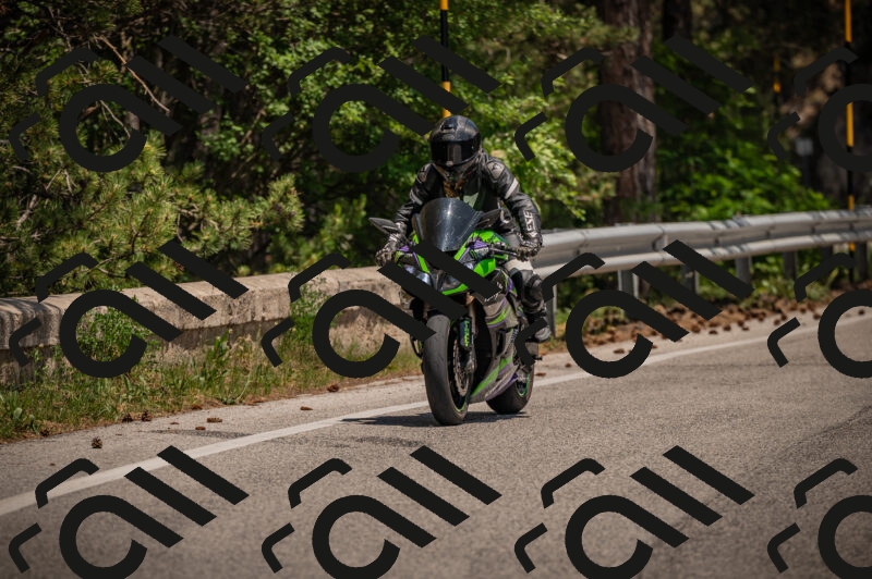 20250614124301-_Z621430_am_