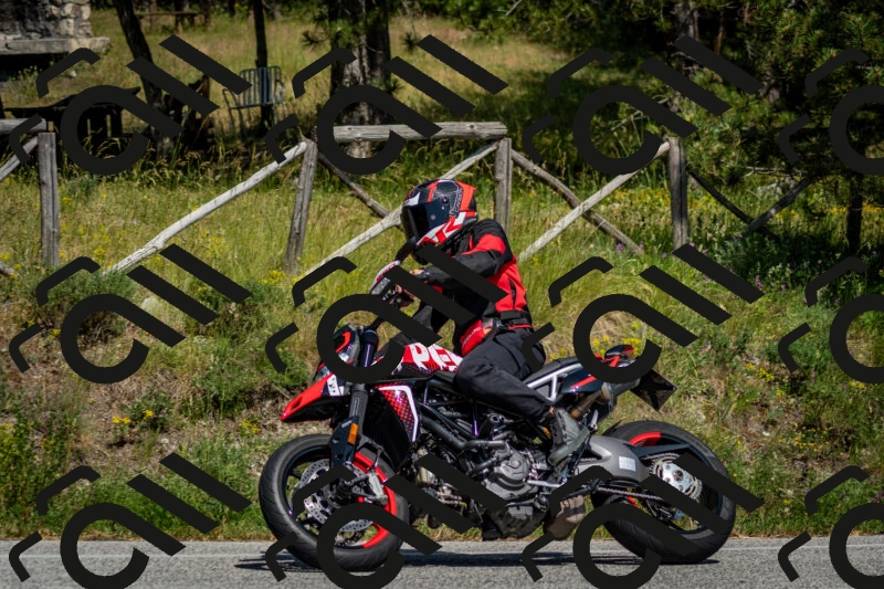 202506141528-DSC_9000_c2