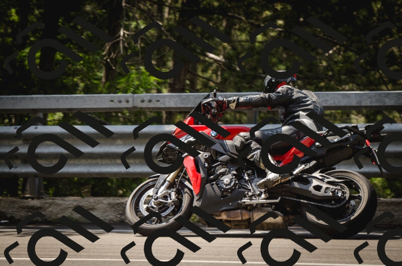 20250614151407_0AP6317_c5_