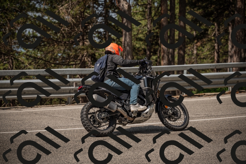 20250615102713-_Z621642_am_