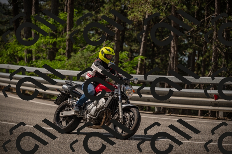 20250615102746-_Z621644_am_