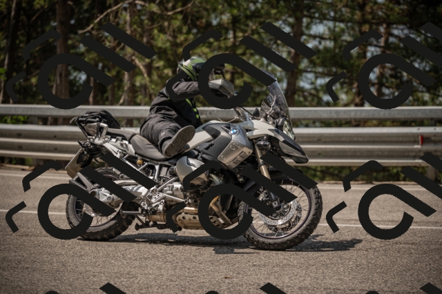 20250615111110-_Z622003_am_