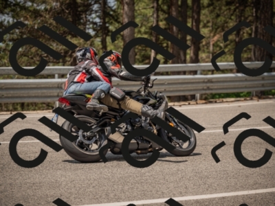 20250615114206-_Z622489_am_