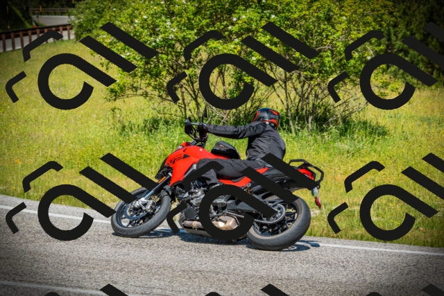 202506141118-DSC06813_c1_