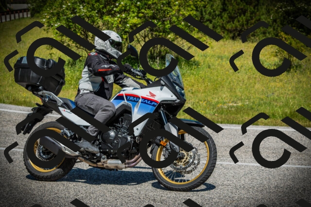 202506141119-DSC06830_c1_