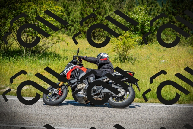 202506141154-DSC07176_c1_