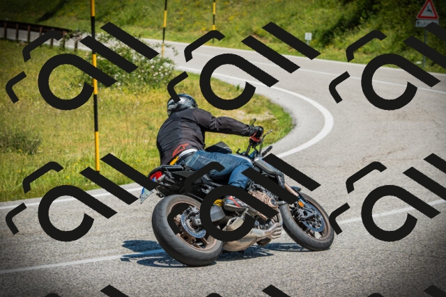 202506141158-DSC07219_c1_