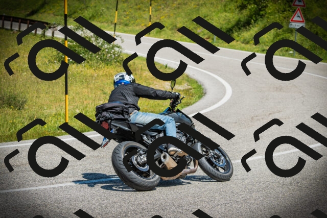 202506141200-DSC07238_c1_