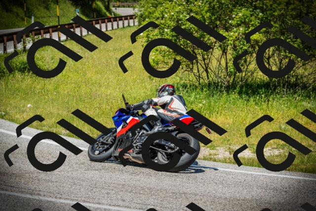 202506141207-DSC07330_c1_