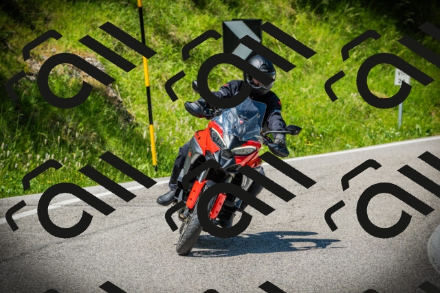 202506141208-DSC07362_c1_