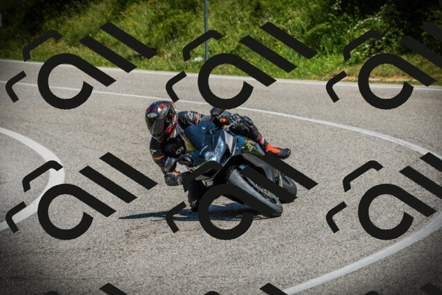 202506141210-DSC07377_c1_