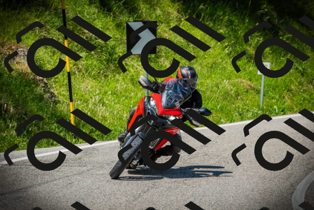 202506141213-DSC07395_c1_