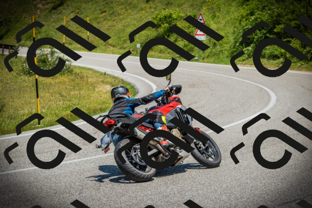 202506141229-DSC07644_c1_