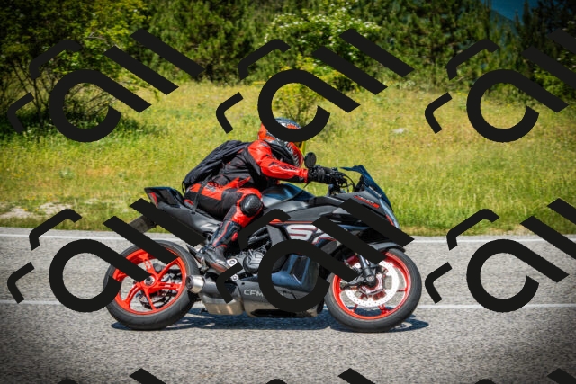 202506141232-DSC07703_c1_