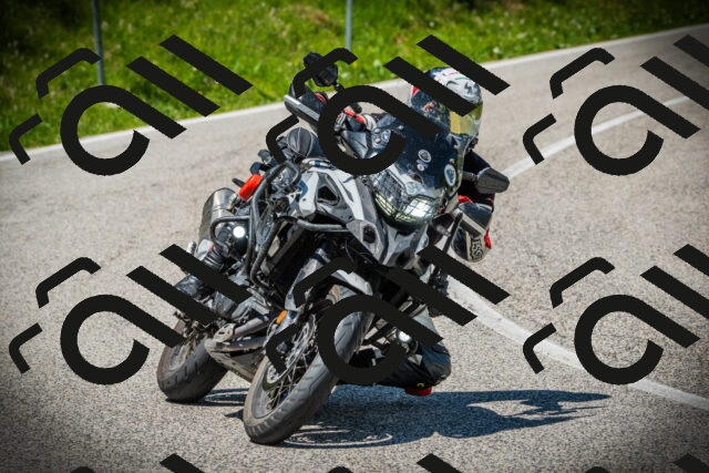 202506141232-DSC07706_c1_