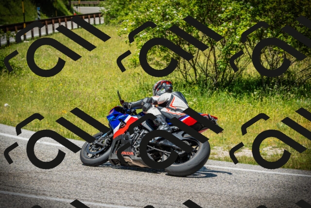 202506141232-DSC07715_c1_