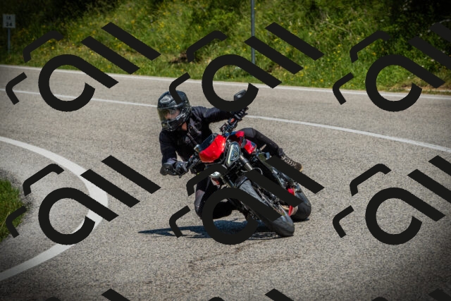 202506141235-DSC07777_c1_