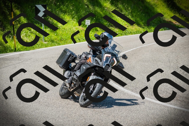 202506141247-DSC07894_c1_