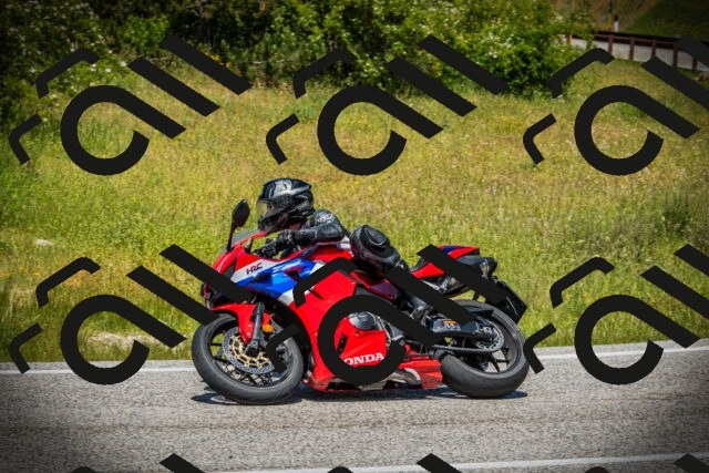 202506141249-DSC07913_c1_