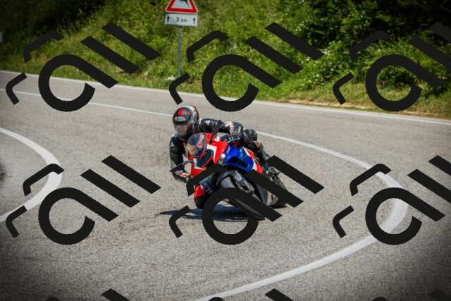 202506141252-DSC07967_c1_