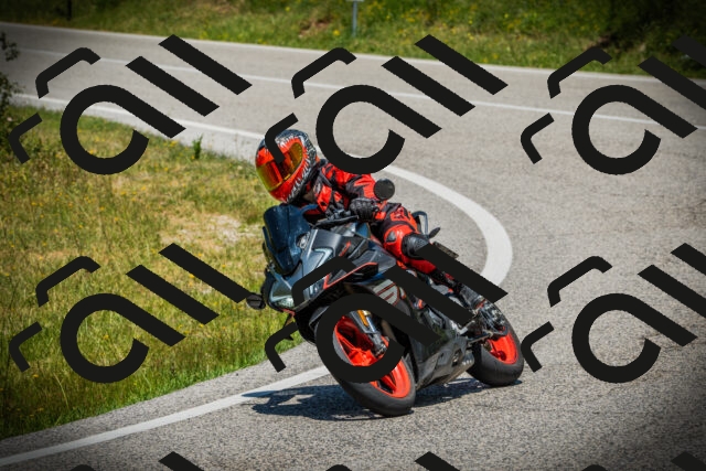 202506141255-DSC07995_c1_